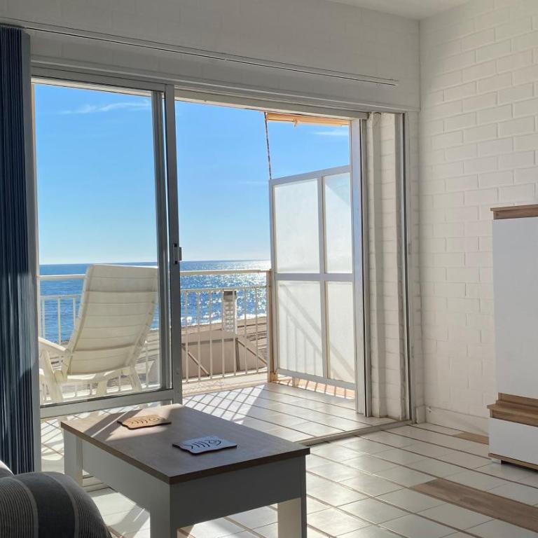 Beachfront apartment - La Mata - Two-Bedroom Apartment - 5
