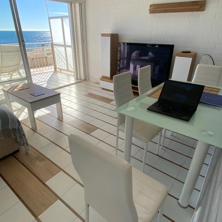 Beachfront apartment - La Mata - Two-Bedroom Apartment - 10