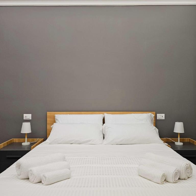 MIRA Apartment - Four-Bedroom Deluxe Apartment - 14