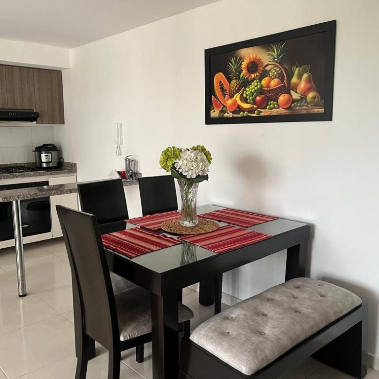 El rincón de Tonella Apartamento completo muy equipado - Three-Bedroom Apartment - 18