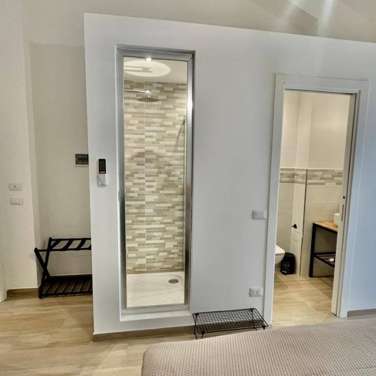 Porta D ossuna comfort apartments - Queen Room with Balcony - 4