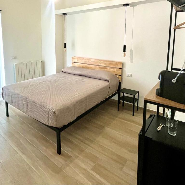 Porta D ossuna comfort apartments - Queen Room with Balcony - 2