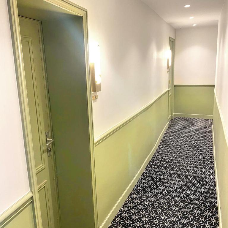 Paris Apartment - Studio - 17