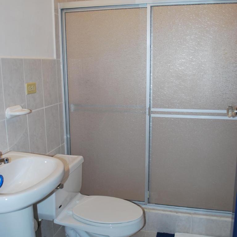 Travellers Inn - Habitación Individual con baño privado - 4