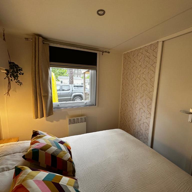 Grand Mobil Home Tout Confort pour 6 personnes - Camping Les Oyats 4 étoiles - Mobile Home - 6