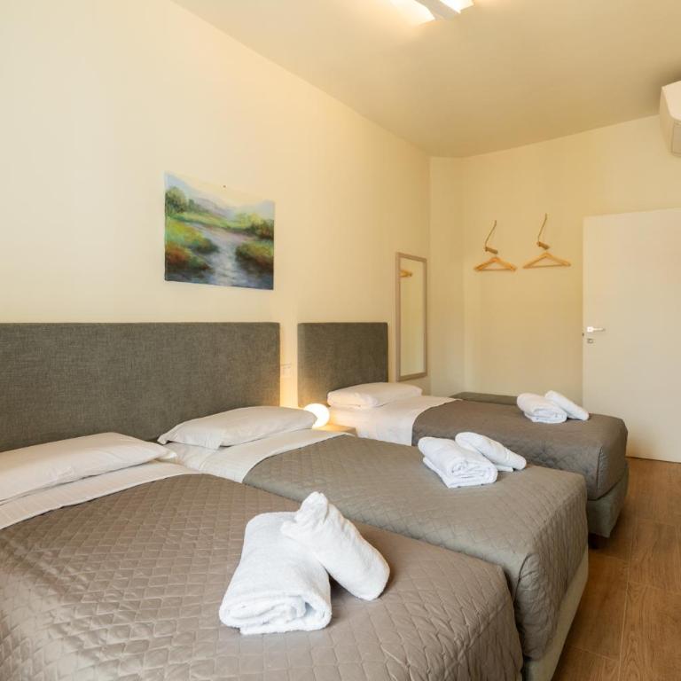 Ampia residenza Filippini a pochi passi dall'Arena - Domus Verona - Appartamento Deluxe con 2 Camere da Letto e Balcone - 11