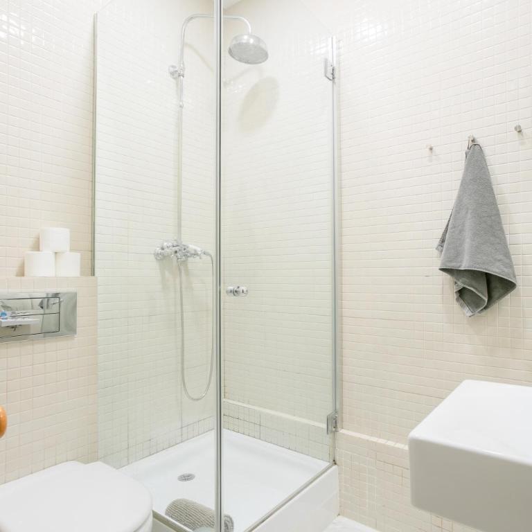 Canela Homes BARCELONA GÒTIC - Three-Bedroom Apartment - 17