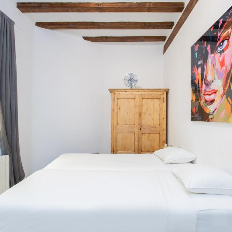 Canela Homes BARCELONA GÒTIC - Three-Bedroom Apartment - 33