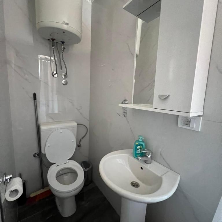 Kontiki Apartments 2 - Apartman sa 1 Spavaćom Sobom - 3