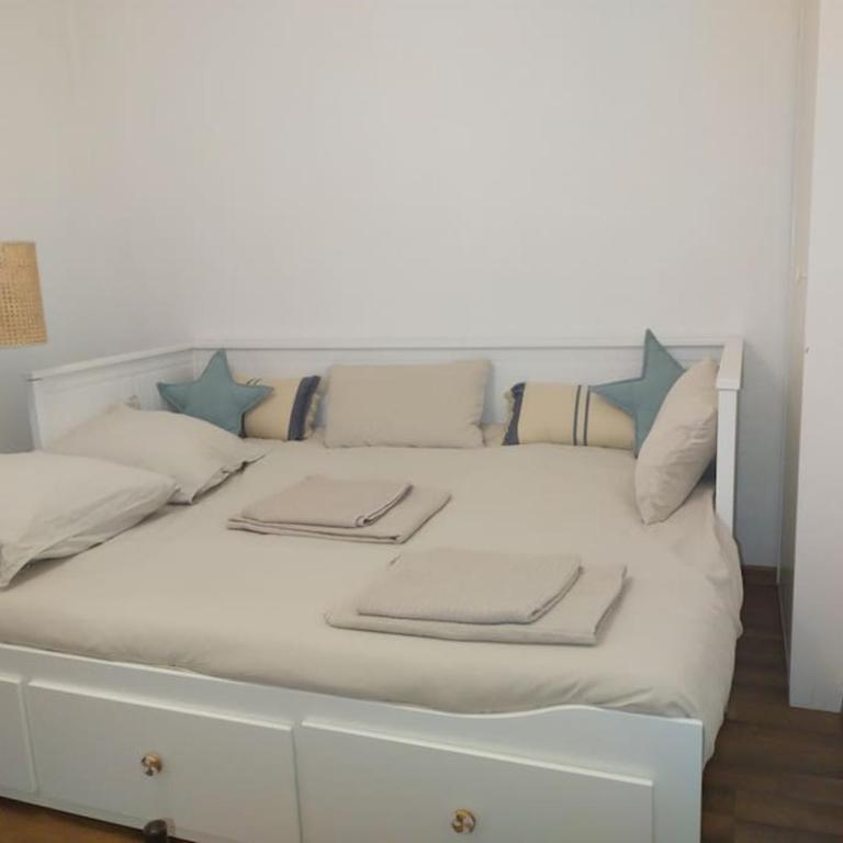 Jolie maison paisible, avec jardinet et parking - Appartement 2 Chambres - 19