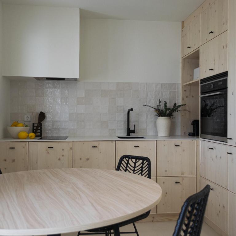 Casa Flora Bungalow con piscinas en Calp - Three-Bedroom Apartment - 71
