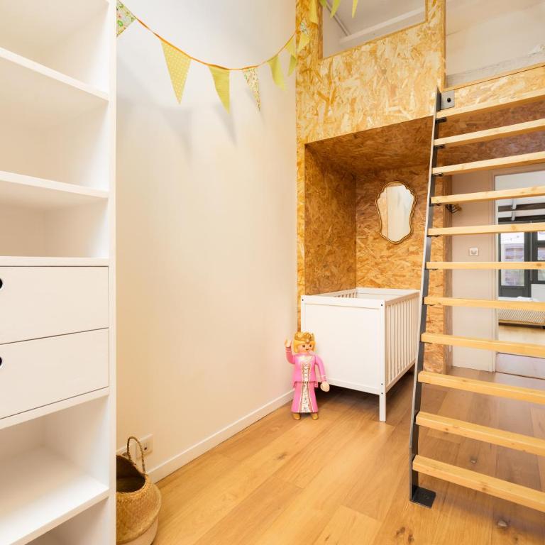 CHEZDAMDAM - le Loft du Stade - 6 chambres - terrasse - arcade - Apartamento - 15