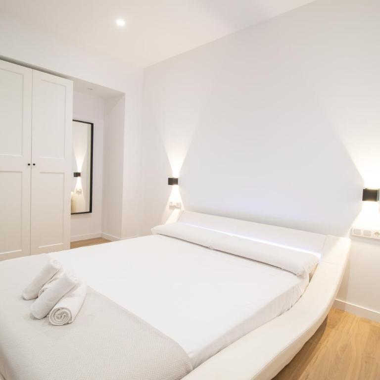 BedTime Suites by Concept Flats - Studio with Terrace - 44