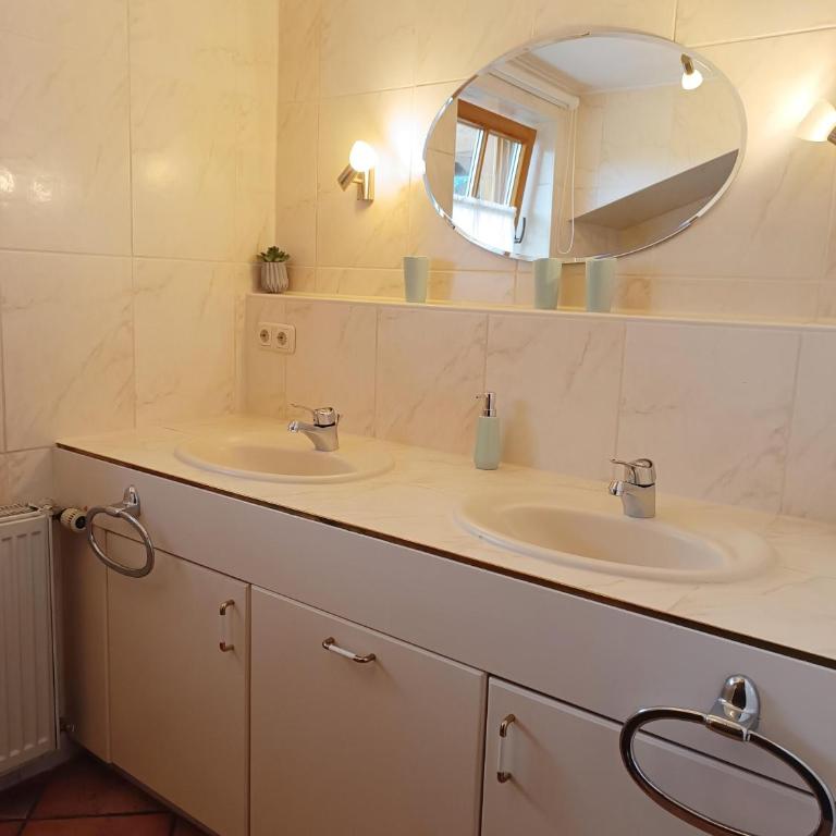 Landhaus Anne - Apartment mit Dusche - 10