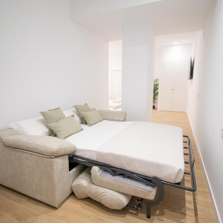 BedTime Suites by Concept Flats - Studio with Terrace - 14