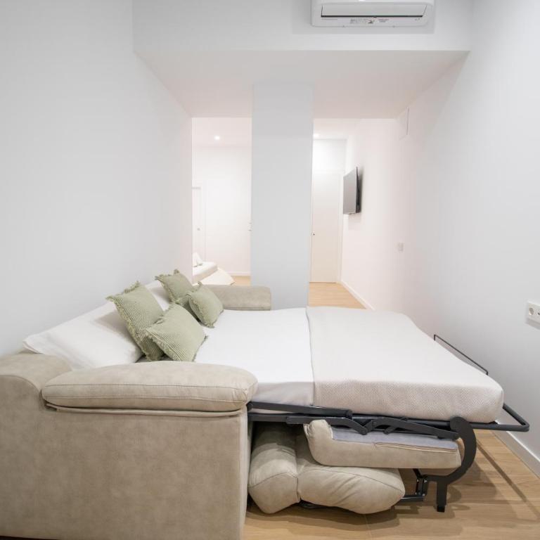 BedTime Suites by Concept Flats - Studio with Terrace - 38