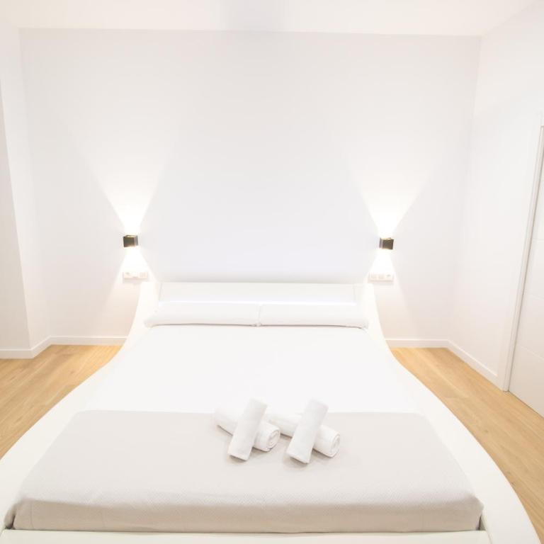 BedTime Suites by Concept Flats - Studio with Terrace - 17
