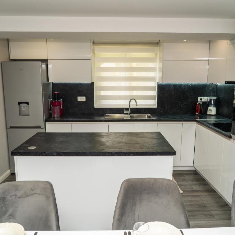 Holiday Home IFI - Six-Bedroom House - 42