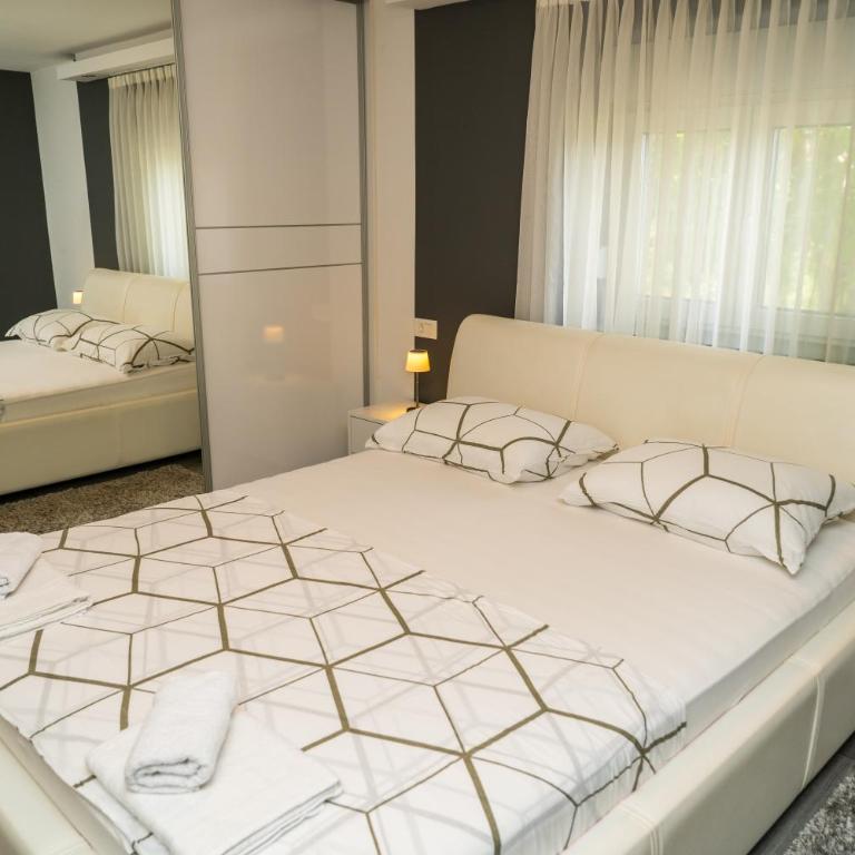 Holiday Home IFI - Six-Bedroom House - 61