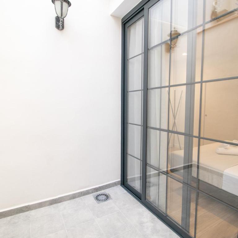 BedTime Suites by Concept Flats - Apartment - Ground Floor - 10