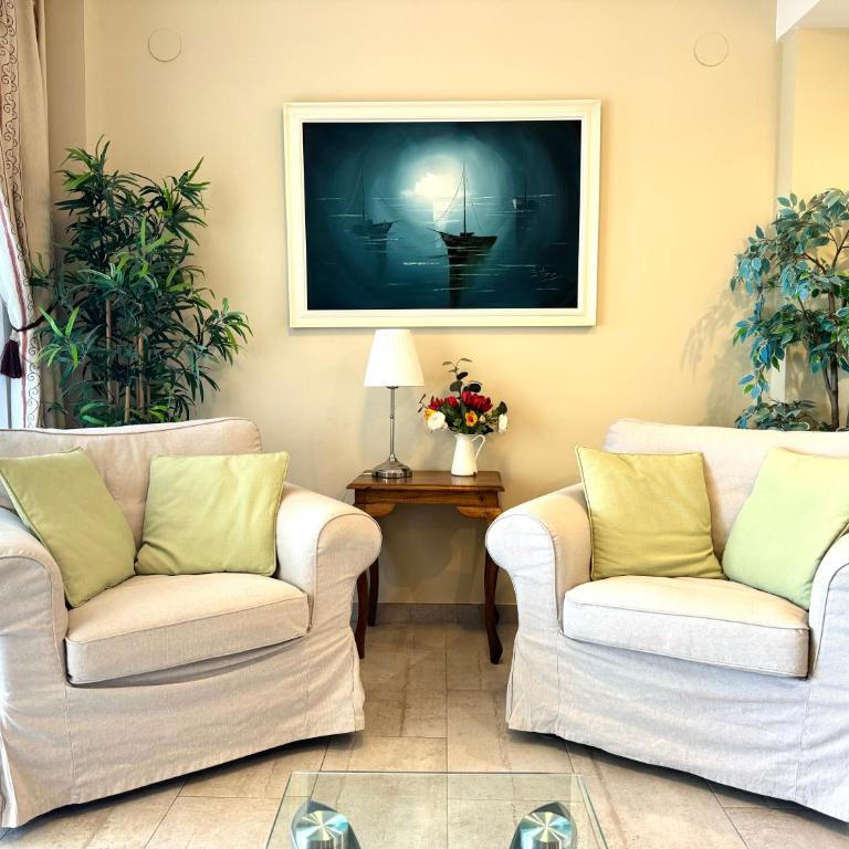 Amplia terraza con maravillosas vistas muy cerca de la playa - Apartamento de 1 dormitorio - 10