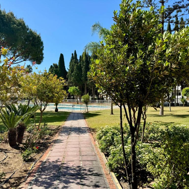 Amplia terraza con maravillosas vistas muy cerca de la playa - Apartamento de 1 dormitorio - 30