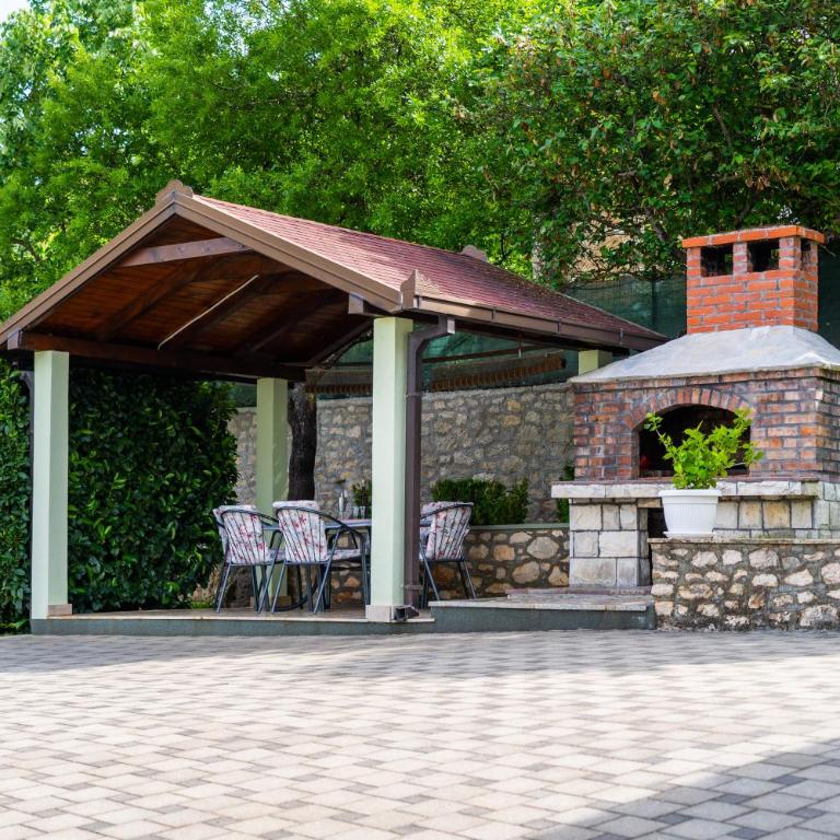 Holiday Home IFI - Six-Bedroom House - 60