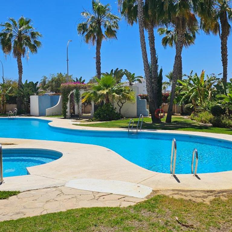 Apartamentos Paraíso Vera Playa, Fatu Hiva, Bajo A con piscina privada en jardín privado, PRIMERA LINEA de PLAYA, WIFI - Apartamento - Planta baja - 25