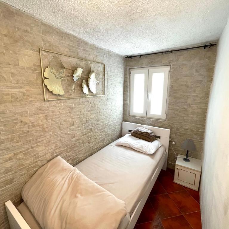 Heart of old town,Private garden ,Stunning View, Free Wi-Fi - Two-Bedroom Apartment - 38