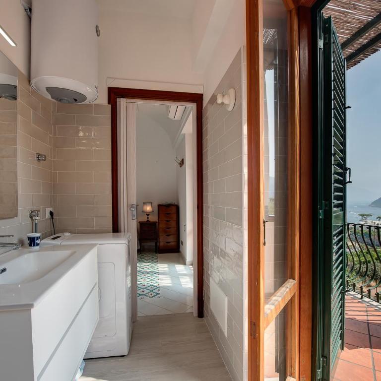 GOCCE VILLAS - Rifugio Caprese - Appartamento Standard con 2 Camere da Letto - 4