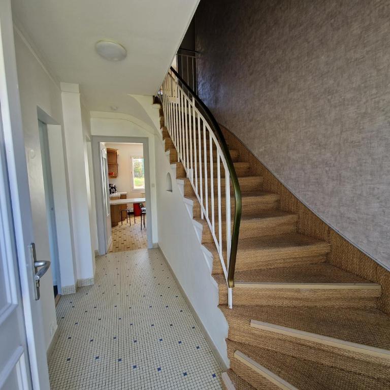 Maison 6 chambres Saint Nazaire 5 min de la mer - Villa - 4