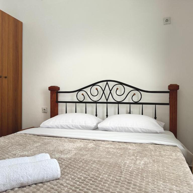 Blue Star Apartments - Single Room with Terrace - 7