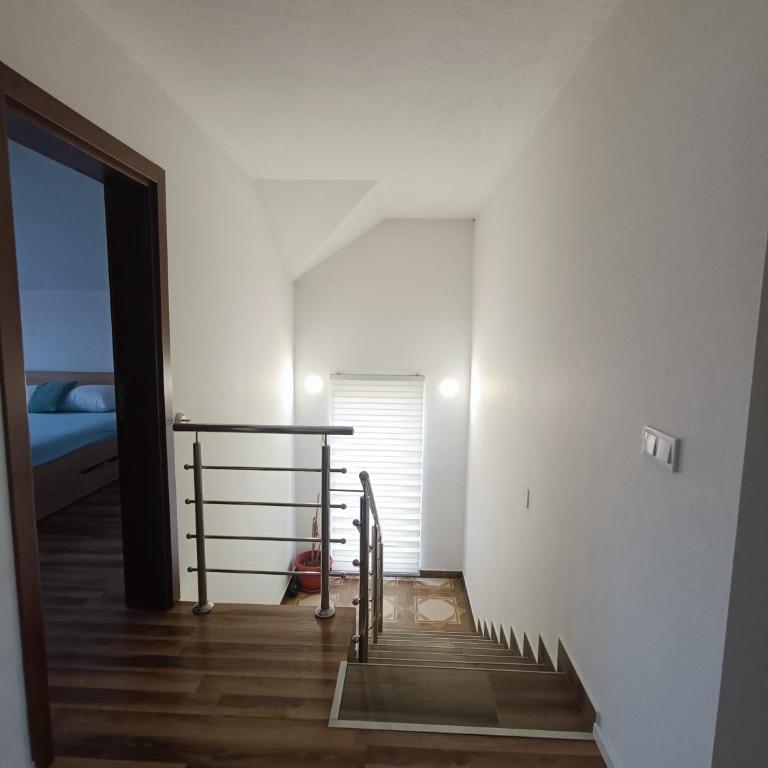 Urban Home - Vila - 16