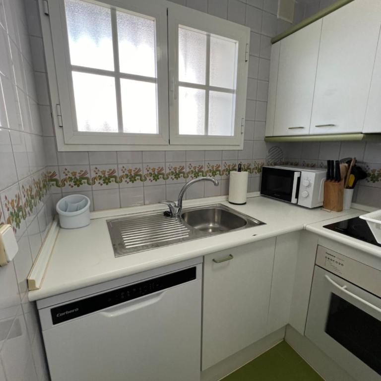 Nuestro Atico con vistas al Mar Terraza, Piscina y Parking - Apartamento de 1 dormitorio con balcón y vistas al mar - 29