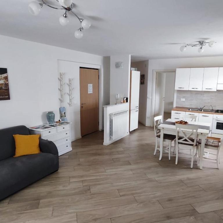 Casa vacanza SERENDIPITY HOME - Two-Bedroom Apartment - 18