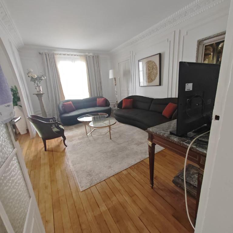 Grand Appartement Eiffel Tower View - Appartement 2 Chambres - 17