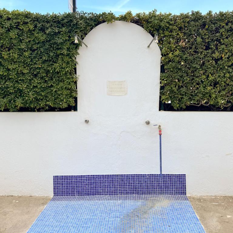 Bright 2 Bed Apartment with pool - Solo Familias - Apartamento de 2 dormitorios con balcón - 30