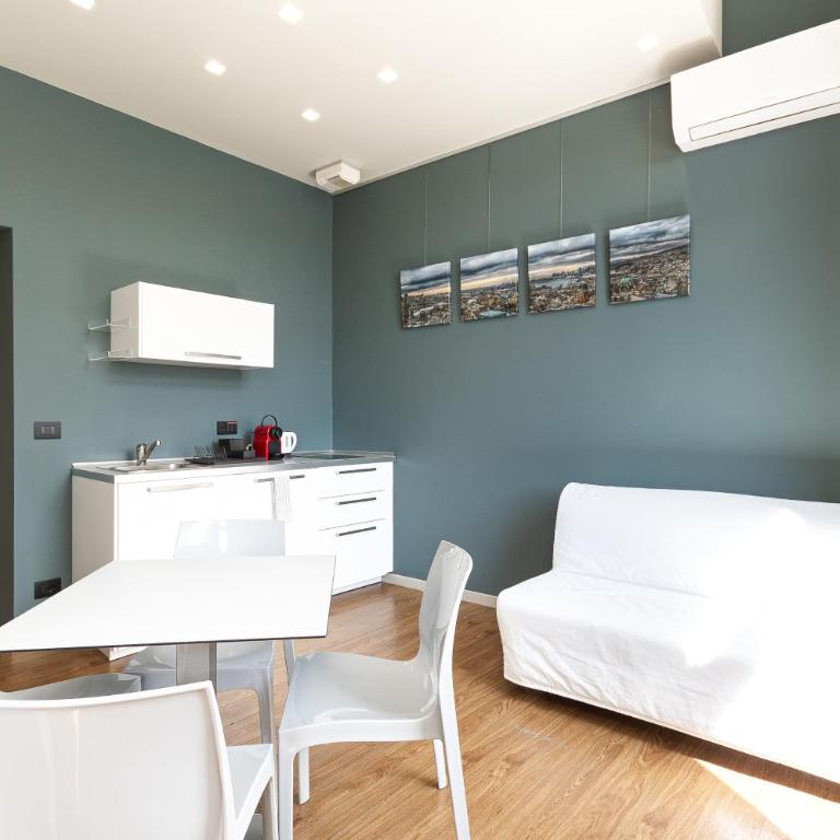 PIENO CENTRO - 3 min ACQUARIO - Appartamento con 1 Camera da Letto - 5