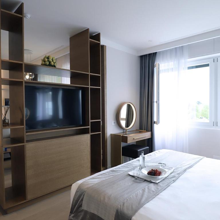 Grand Hotel Terme Sirmione - Junior Suite Wellness con Vista Lago - 2