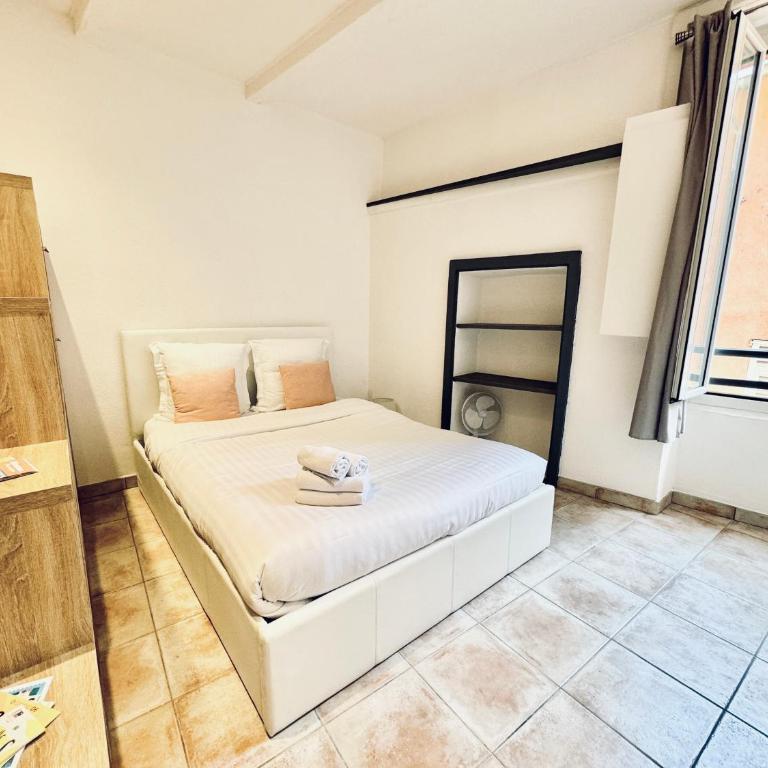 Grand Studio au Coeur de la Vieille Ville Clim - Apartment mit 1 Schlafzimmer - 11