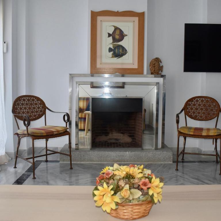 One&lux Marbella House - Bright Beachfront Duplex with Parking, Pool & Gym - Appartamento con 2 Camere da Letto - 32