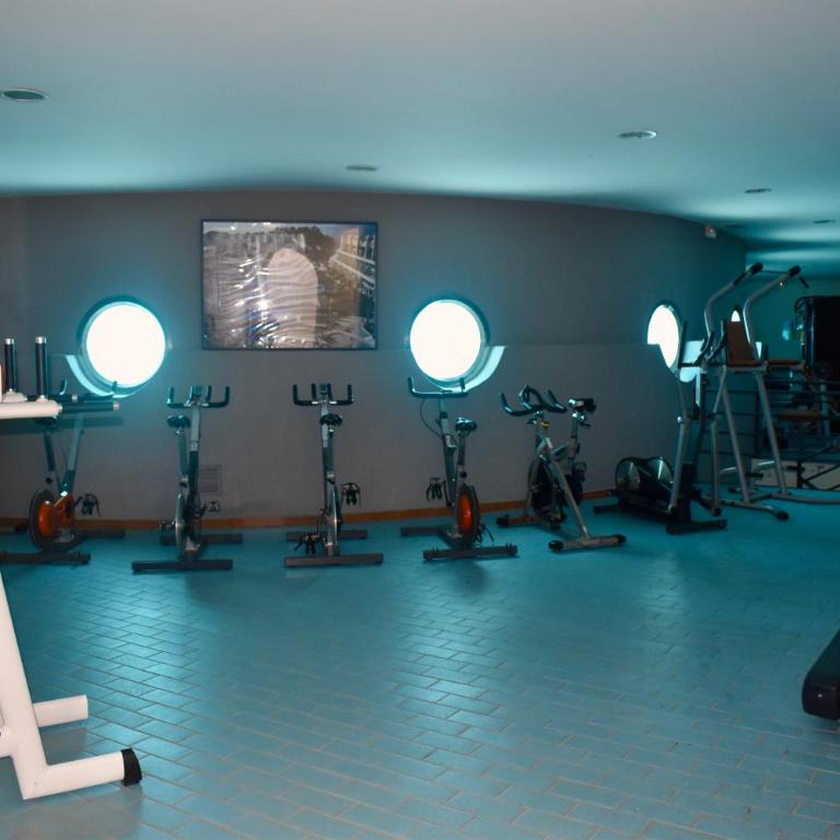One&lux Marbella House - Bright Beachfront Duplex with Parking, Pool & Gym - Appartamento con 2 Camere da Letto - 30