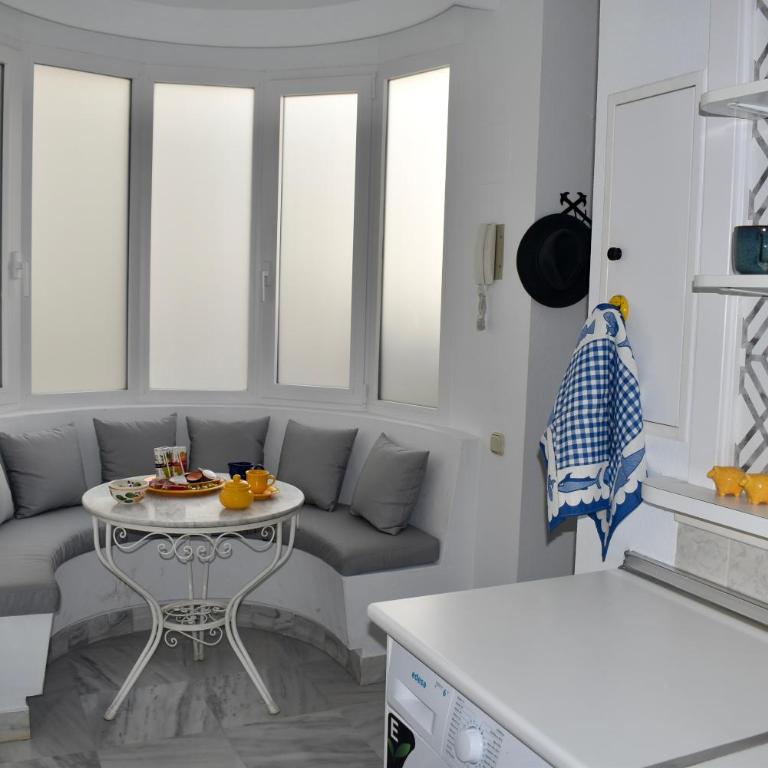 One&lux Marbella House - Bright Beachfront Duplex with Parking, Pool & Gym - Appartamento con 2 Camere da Letto - 31