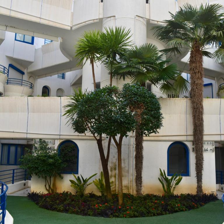 One&lux Marbella House - Bright Beachfront Duplex with Parking, Pool & Gym - Appartamento con 2 Camere da Letto - 8