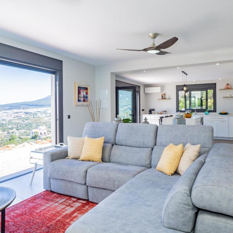 Cubo's Los Olivos View Rural House - Vacation Home - 14