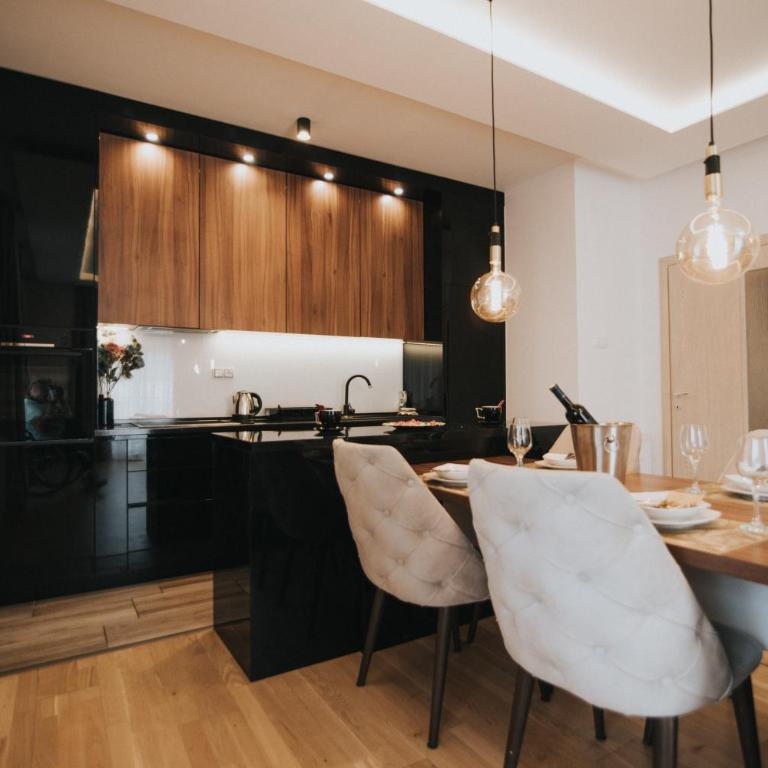 Prestige - Three-Bedroom Apartment - 28