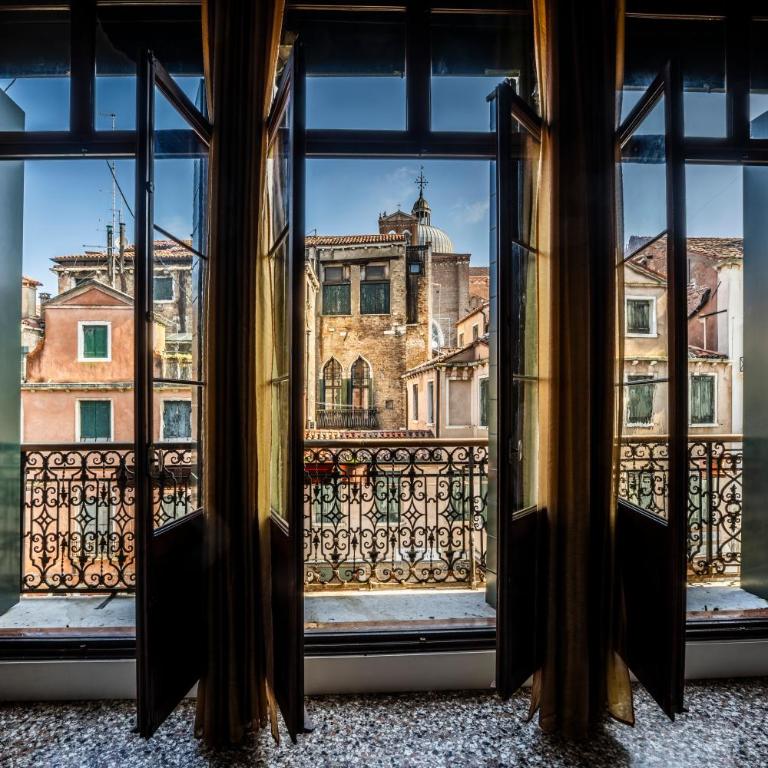 Savoia e jolanda Apartments - Appartamento con Vista e Balcone - 1