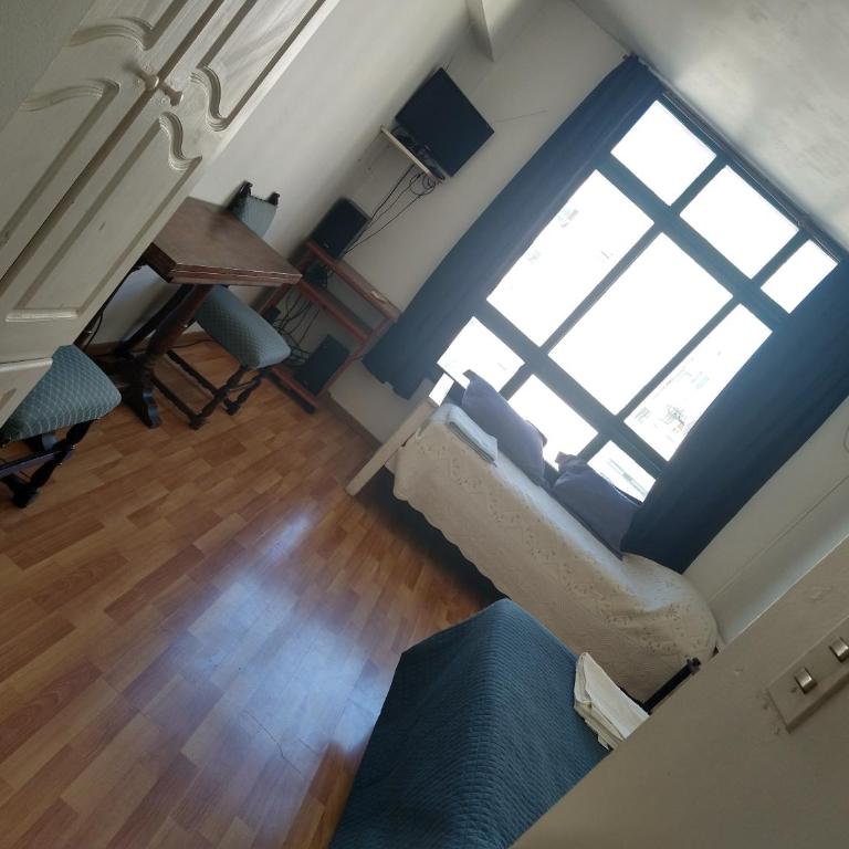 Departamento luminoso en el centro de Buenos Aires - One-Bedroom Apartment - 24
