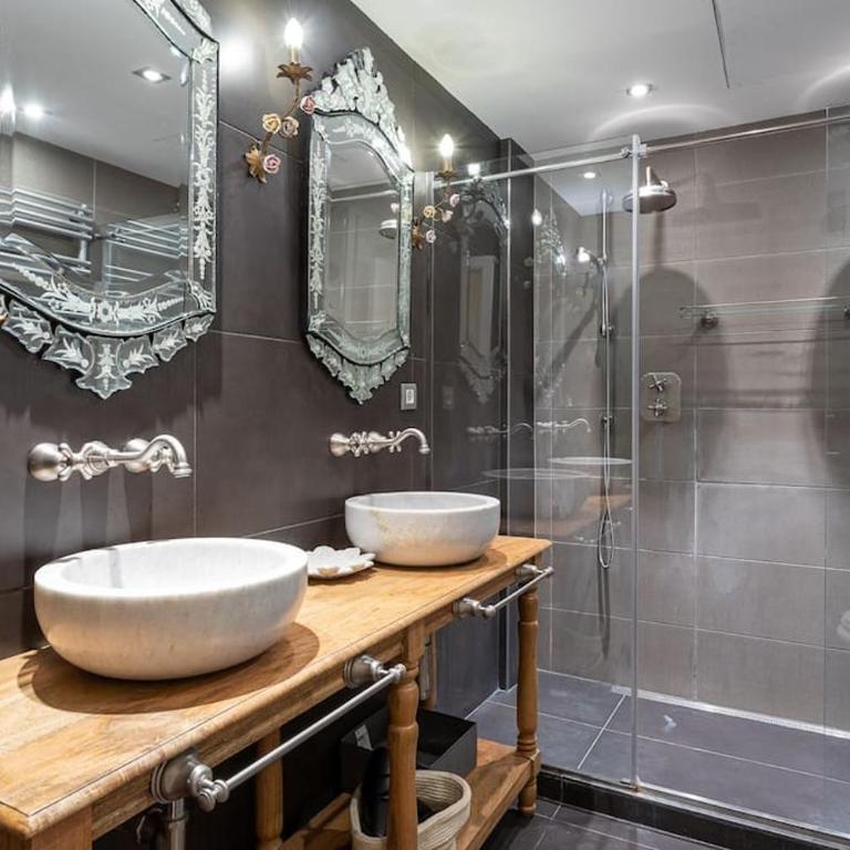 Canela Homes BARCELONA ICÀRIA - Three-Bedroom Apartment - 12