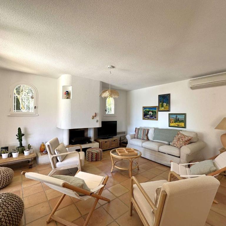 L'Oulivo, Villa pour 10 personnes avec piscine privée dans le Domaine de Valcros à La Londe-les-Maures - Ferienhaus - 14